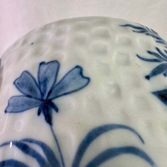 Set 2 Made in Thailand White Dimpled Pottery 4" Tall Vases Blue Flowers Lotus - Picture 7 of 10